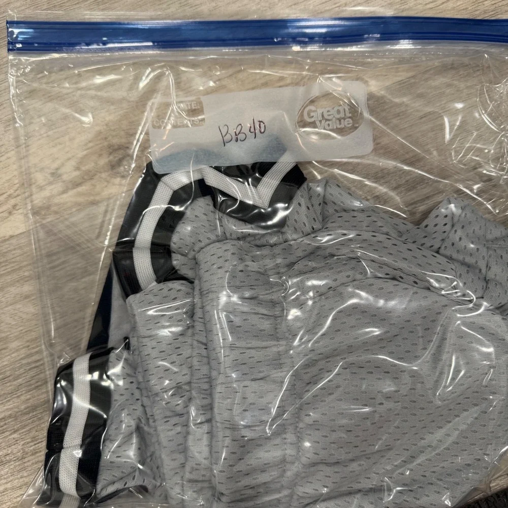 Old Navy Active Boys Mesh Basketball Shorts Gray Black White Trim Size M 8